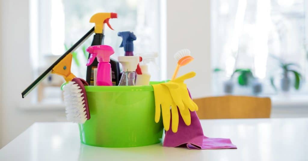 Najlepsze środki czystości dla zapracowanych